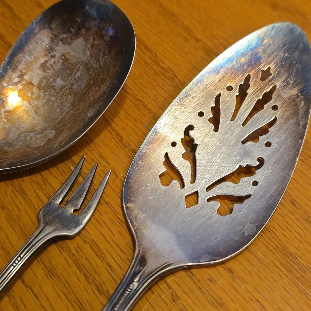 VTG WM A Rogers A1 Plus Oneida Ltd 1936 Meadowbrook 3 Piece Silver Serving Set